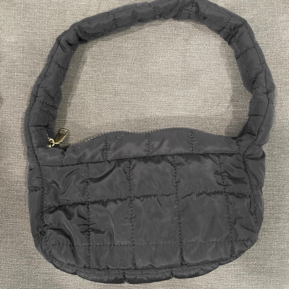 Hobo Puffy Black Quilted Shoulder Bag - Unbranded